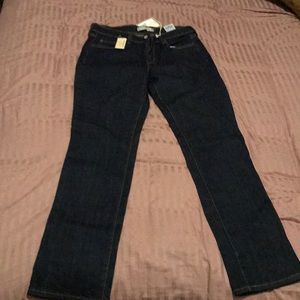 Women’s Levi’s blue jeans